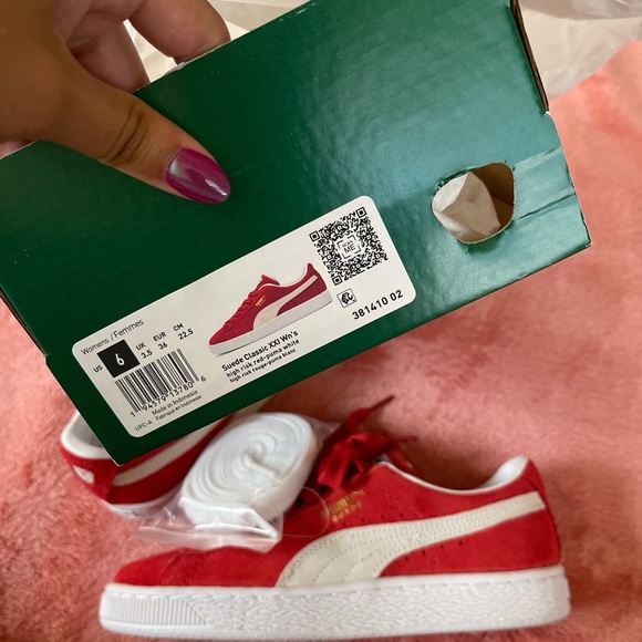 Suede classic XXI women’s shoe In high risk red - Picture 5 of 5